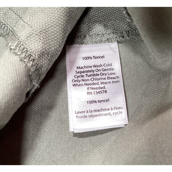 Vineyard Vines Green Madison Mini Dress Off-Shoulder Small Sage Smocked Preppy - Picture 4 of 7